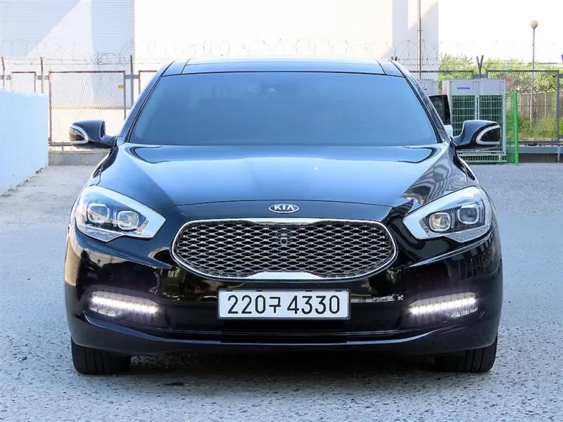 Kia K9