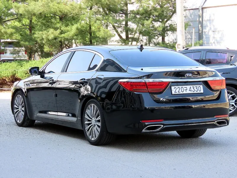 Kia K9
