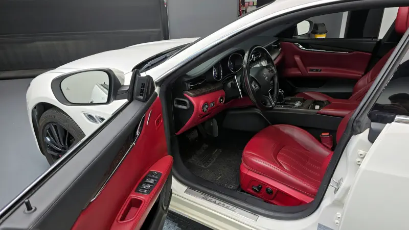 Maserati Quattroporte
