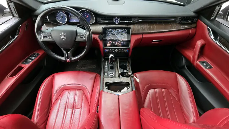Maserati Quattroporte