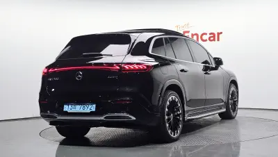 Mercedes-Benz EQS SUV