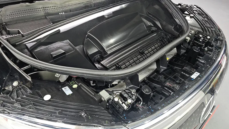 Mercedes-Benz EQS SUV