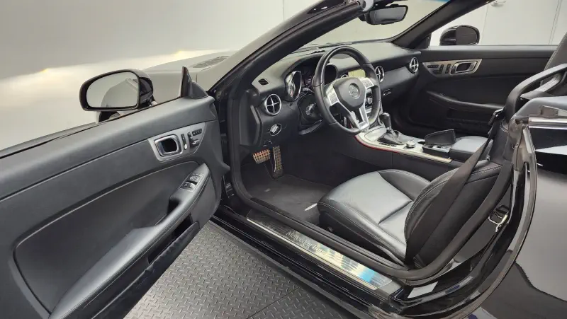 Mercedes-Benz SLK-Class
