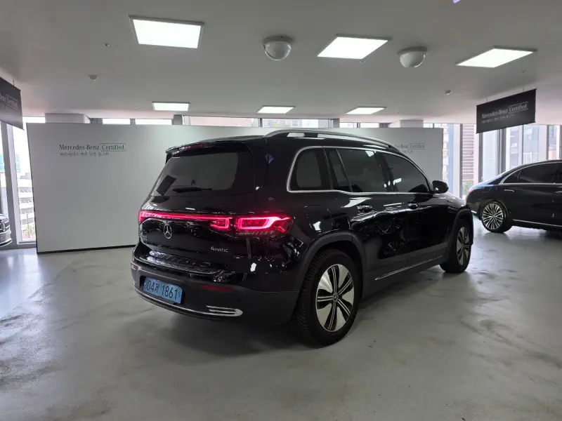 Mercedes-Benz EQB
