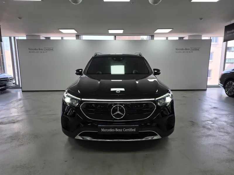 Mercedes-Benz EQB