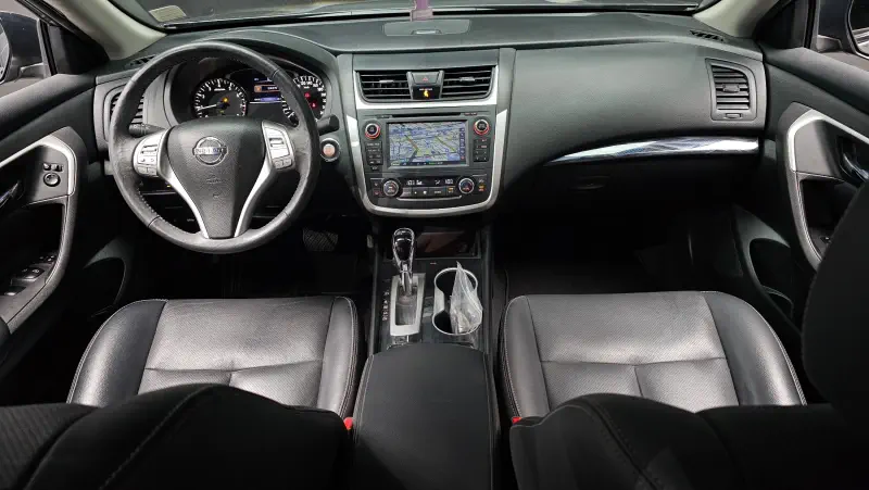 Nissan Altima