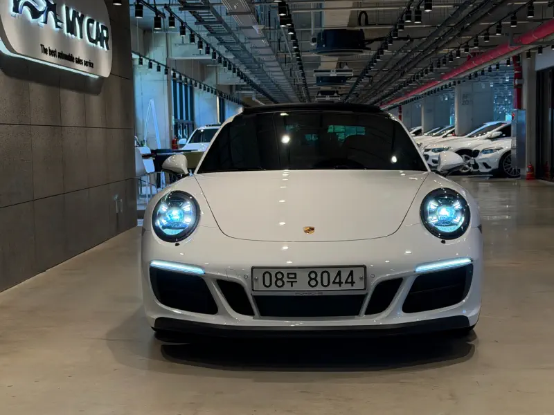 Porsche 911