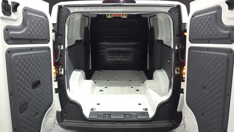 Kia PV5