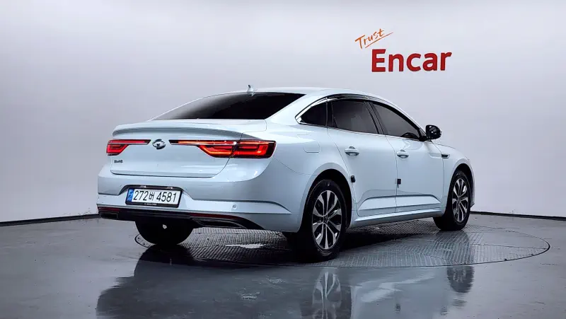 Renault Samsung SM6