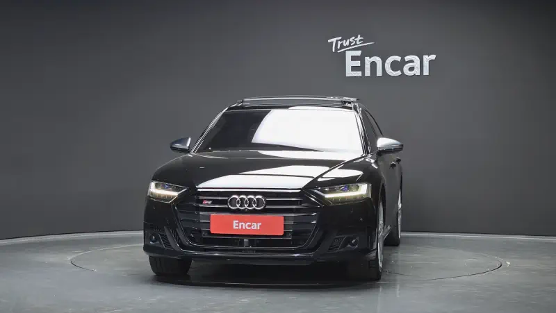 Audi S8