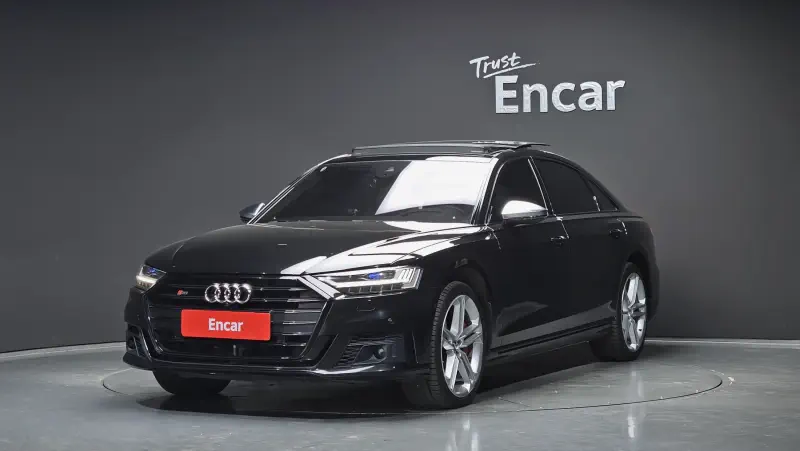 Audi S8