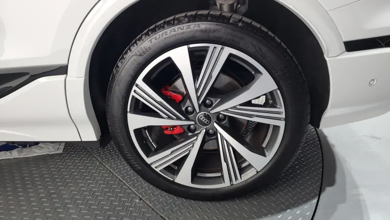 Audi Sq6 E-Tron