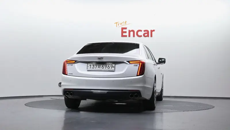 Cadillac CT6