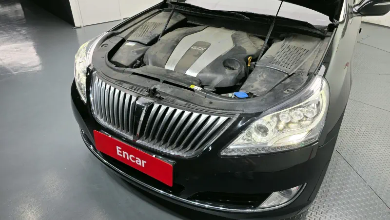 Hyundai Equus