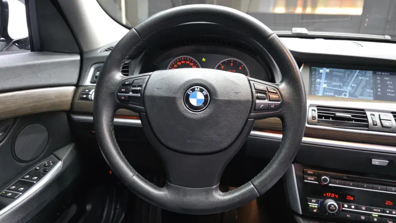 BMW 5-Series Gran Turismo