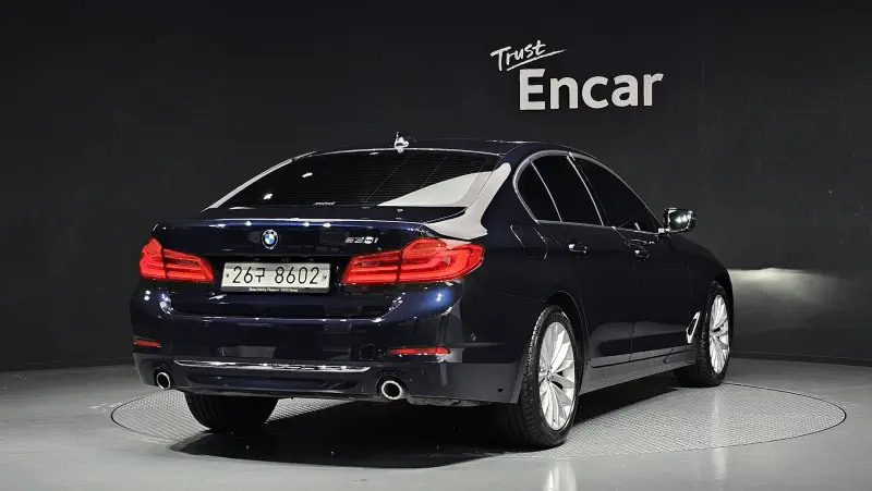 BMW 5-Series