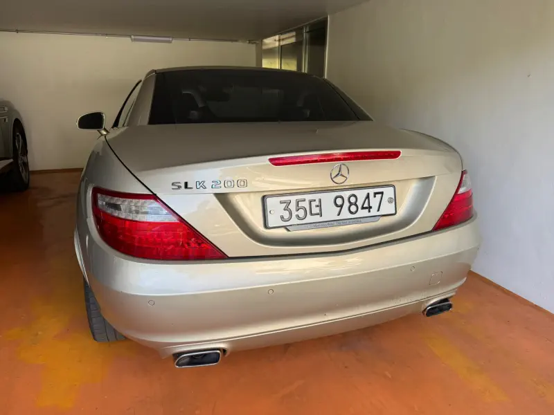 Mercedes-Benz SLK-Class