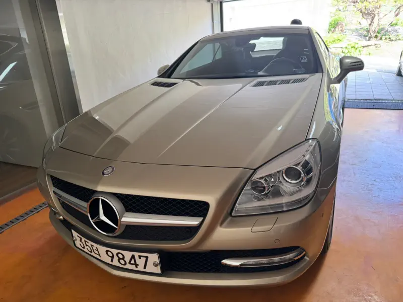 Mercedes-Benz SLK-Class