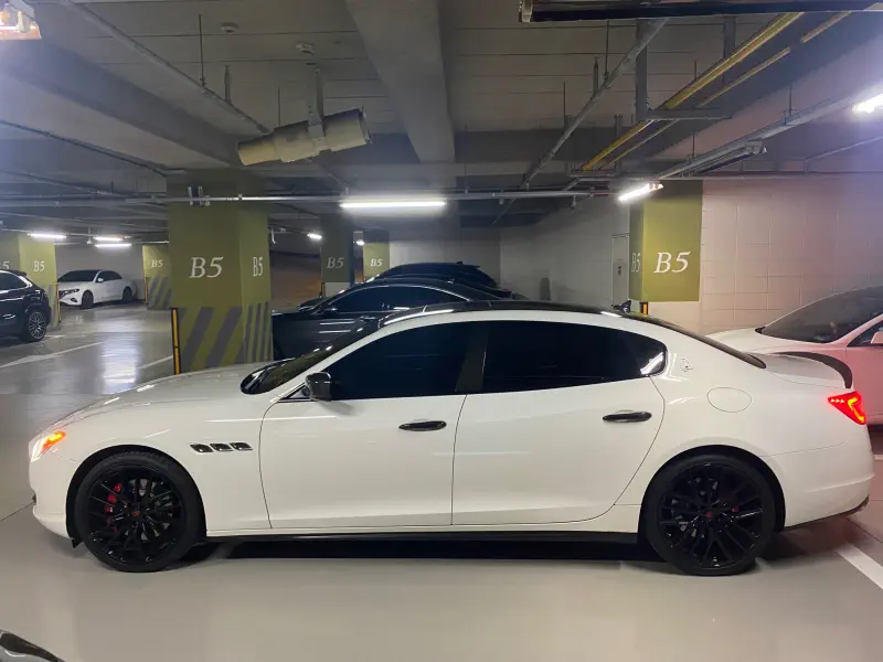 Maserati Quattroporte