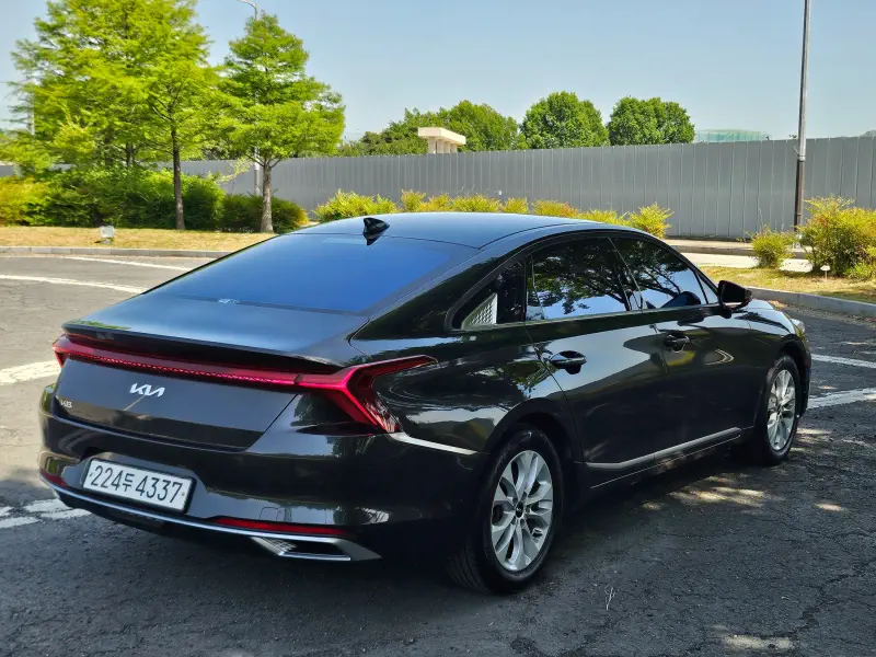 Kia K8