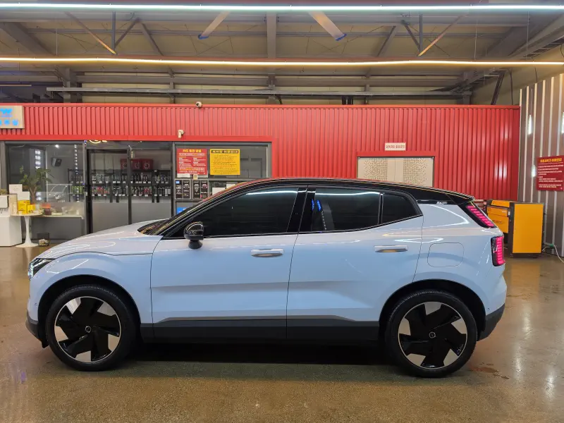 Volvo EX30