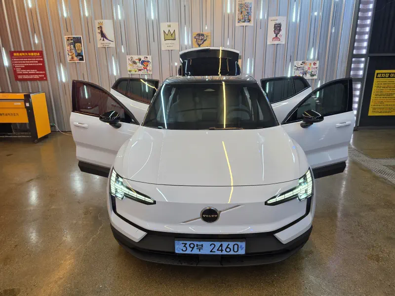 Volvo EX30