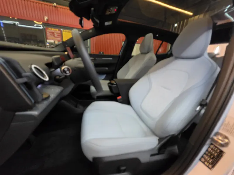 Volvo EX30