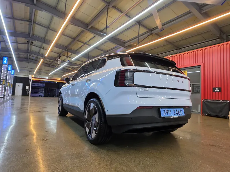 Volvo EX30