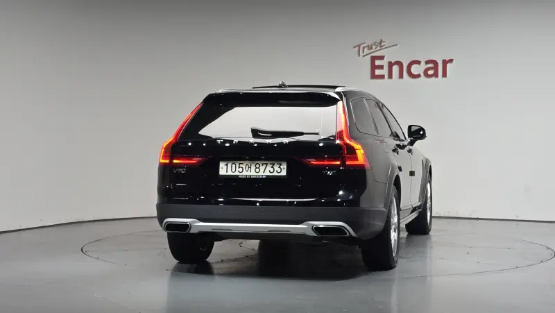 Volvo V90