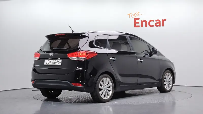 Kia Carens
