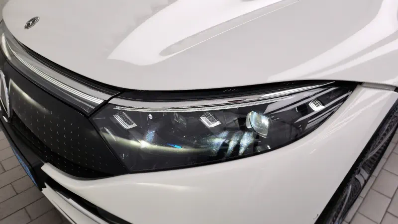 Mercedes-Benz EQS