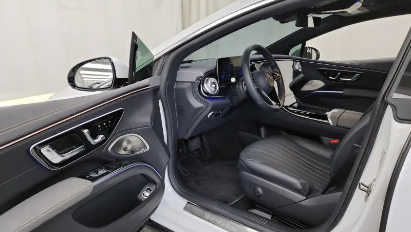 Mercedes-Benz EQS