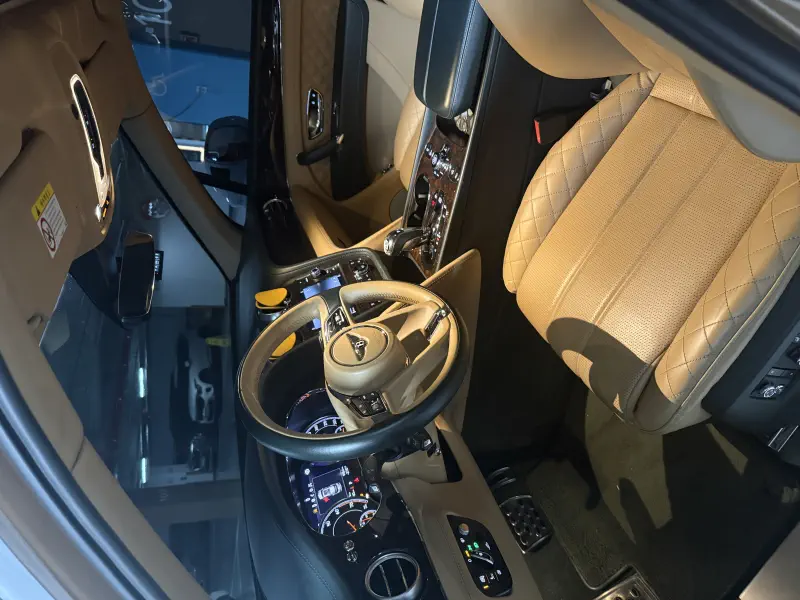 Bentley Bentayga