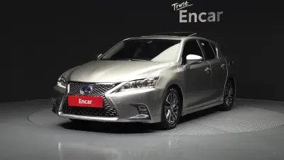 Lexus CT200h