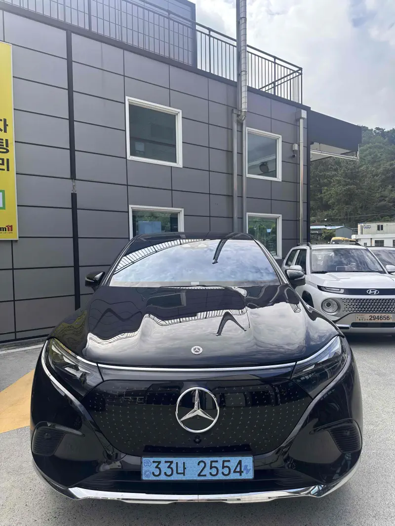 Mercedes-Benz EQS SUV