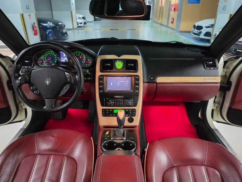 Maserati Quattroporte