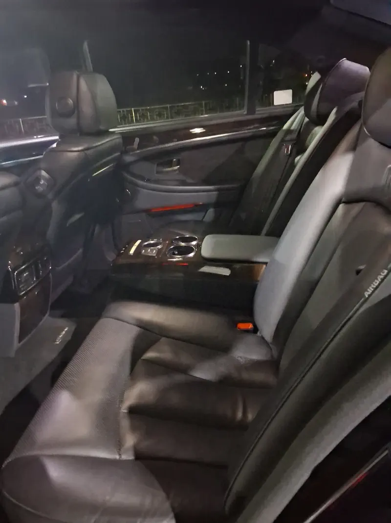 SsangYong Chairman W