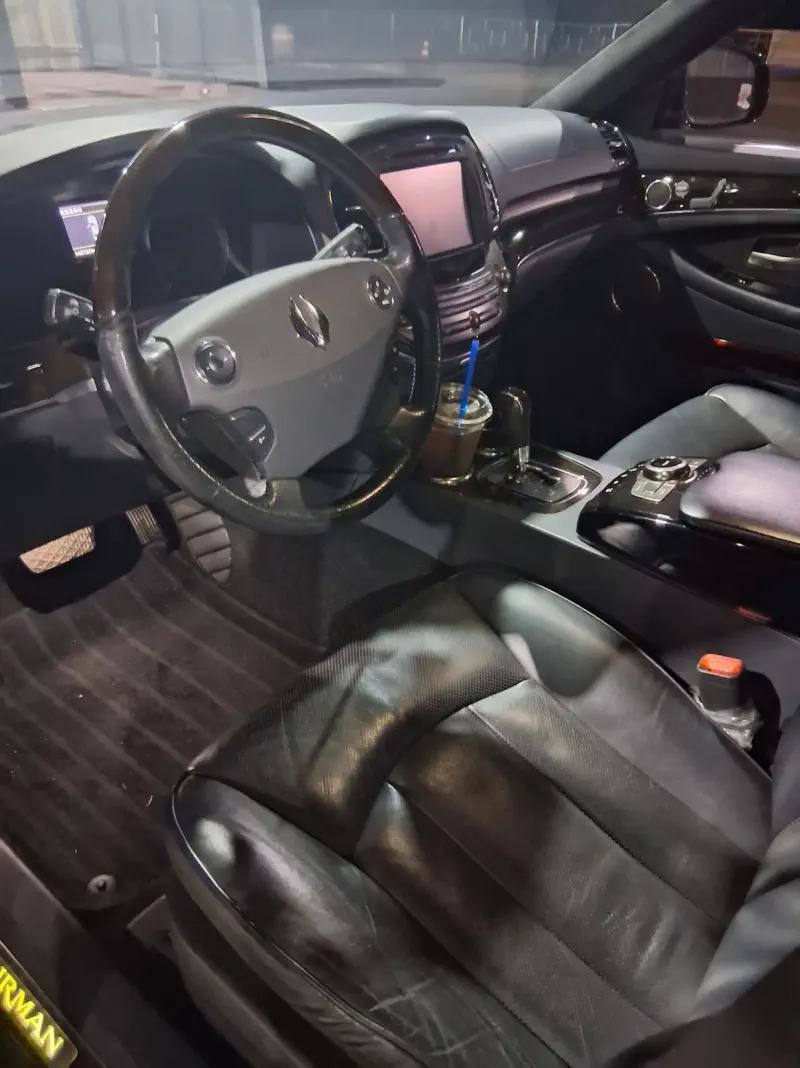 SsangYong Chairman W