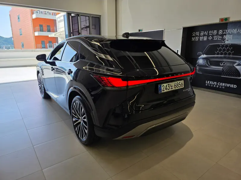 Lexus RX450h+