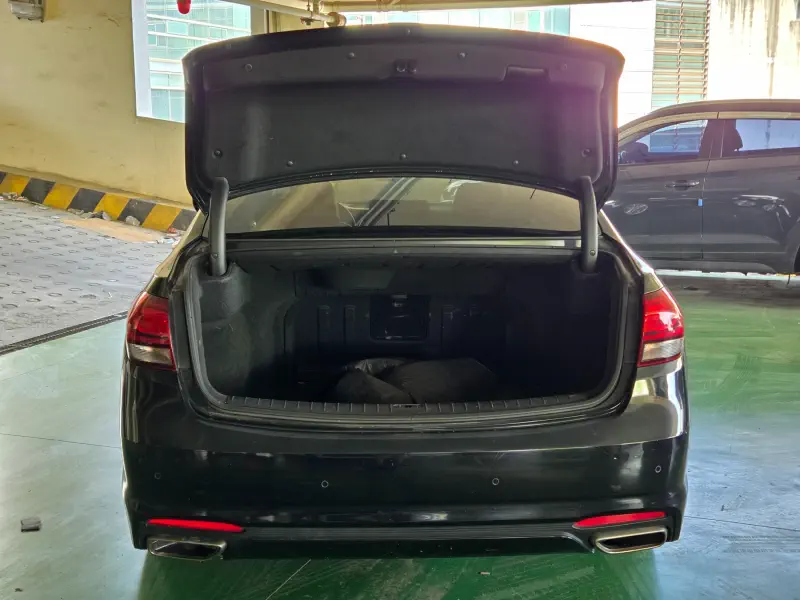 Hyundai Aslan