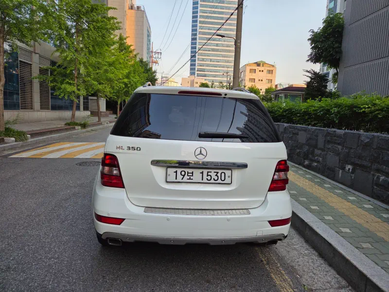 Mercedes-Benz M-class