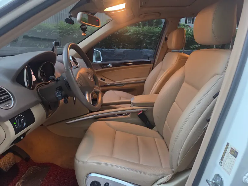 Mercedes-Benz M-class
