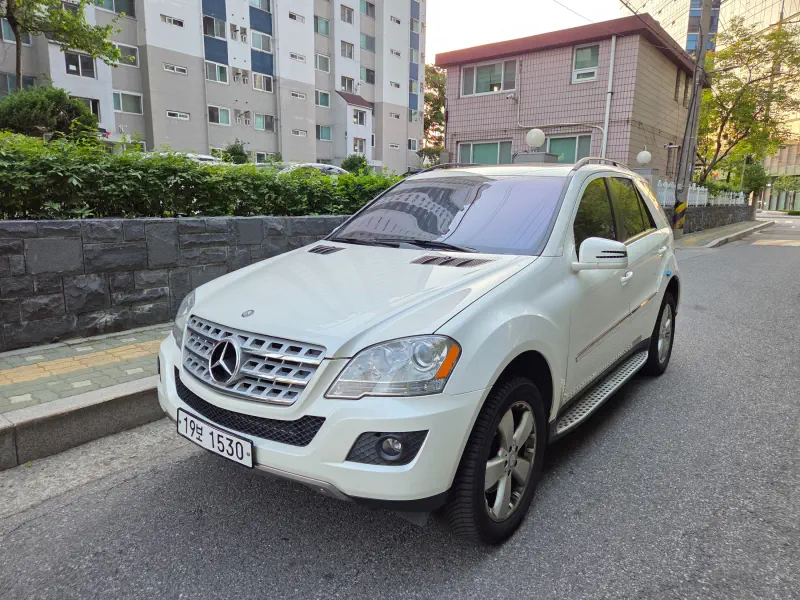 Mercedes-Benz M-class