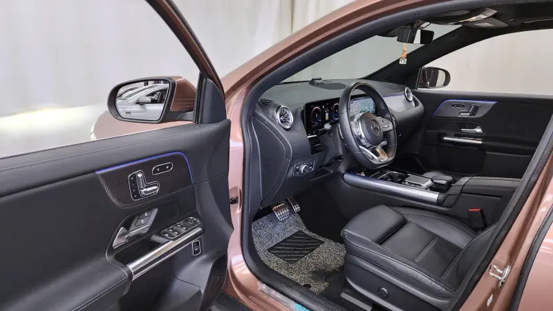 Mercedes-Benz EQA