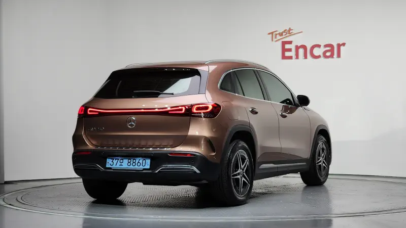 Mercedes-Benz EQA