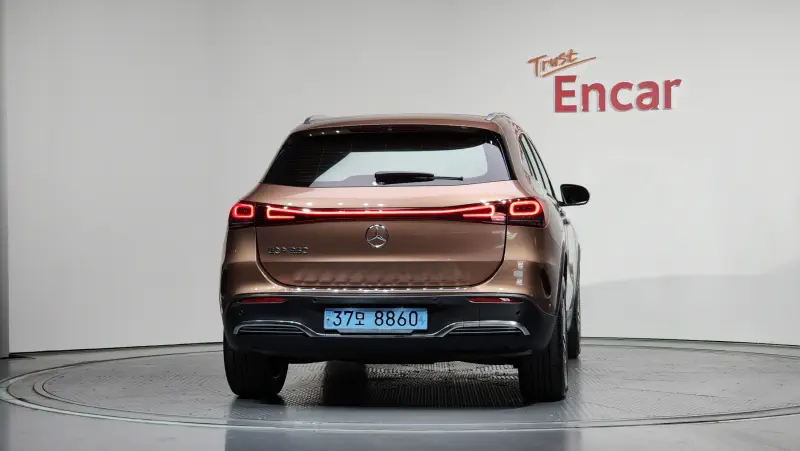 Mercedes-Benz EQA