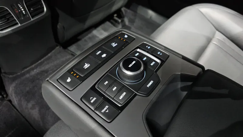Hyundai Genesis