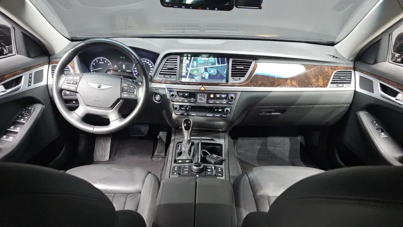 Hyundai Genesis