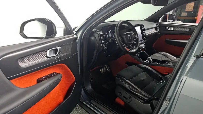Volvo XC40