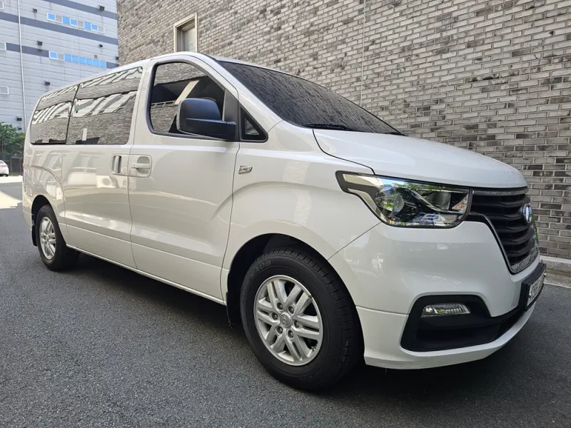 Hyundai Grand Starex